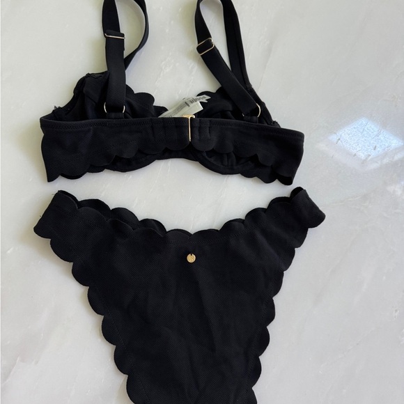 Victoria's Secret Black Scalloped Bikini - Picture 3 of 7